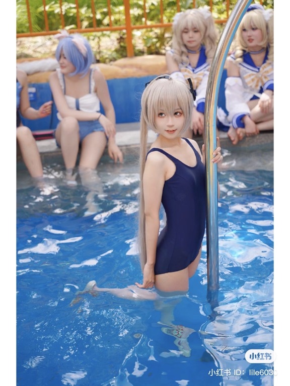 Gợi ý 200+ cách tạo dáng bikini