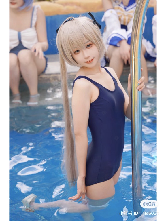 Gợi ý 200+ cách tạo dáng bikini