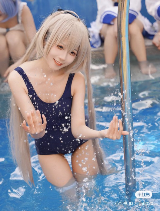 Gợi ý 200+ cách tạo dáng bikini